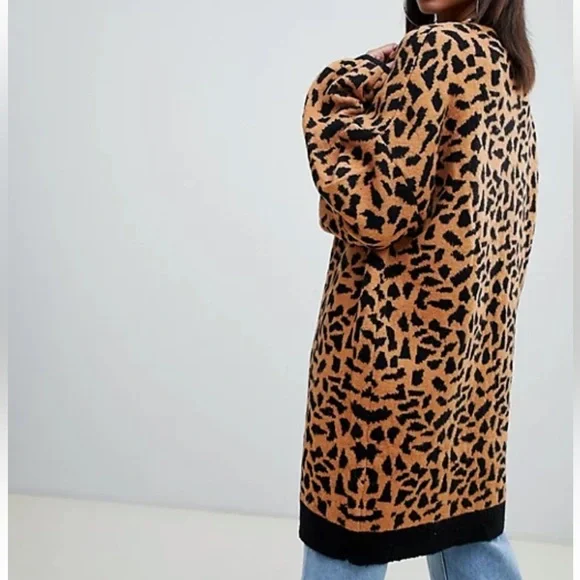 Missguided Longline Cardigan in Leopard - Picture 2 of 5